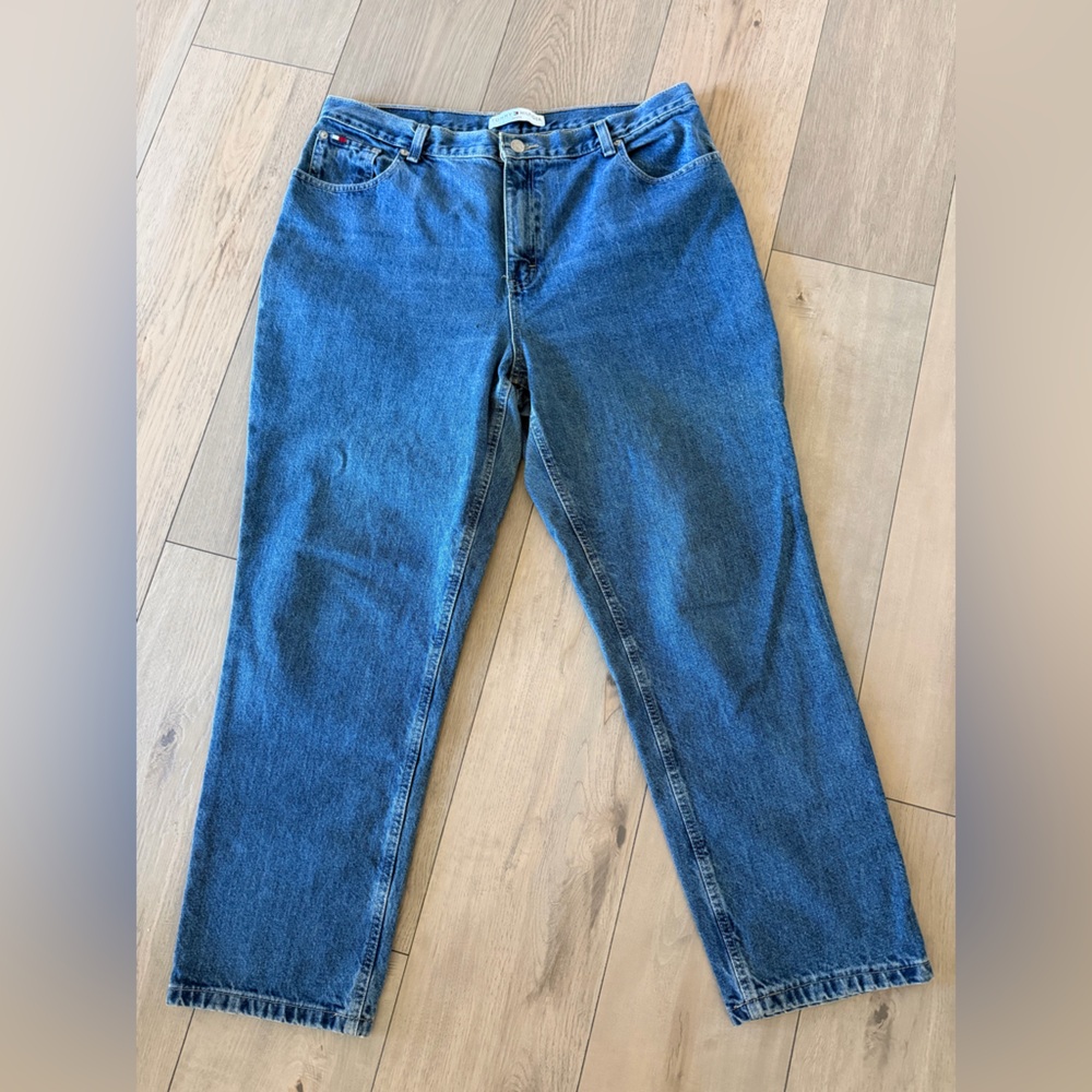 Tommy Hilfiger classic jeans. Size 18 like new